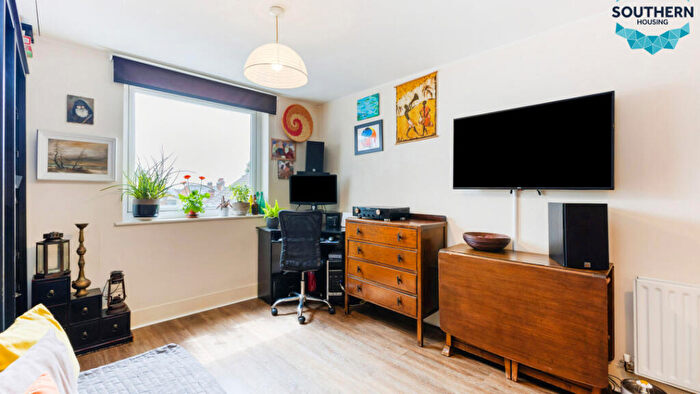 2 Bedroom Flat For Sale In Griffin House, London Road, Croydon, CR0