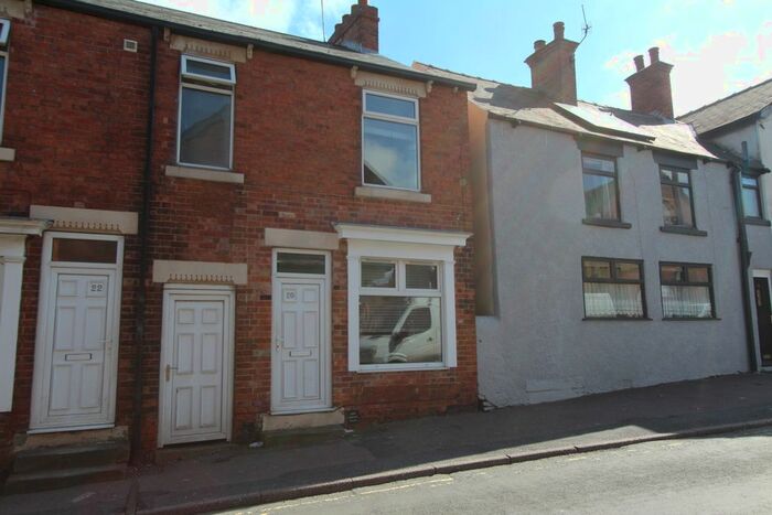 4 Bedroom Semi-Detached House To Rent In High Street, Brimington, Chesterfield, S43