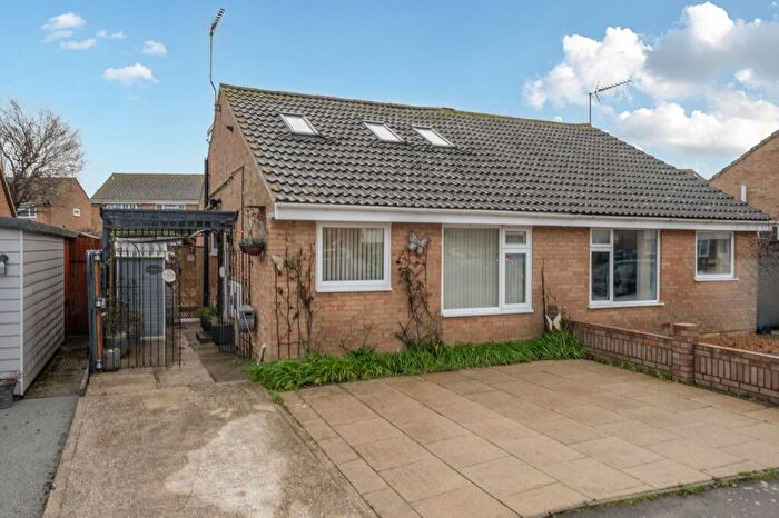 2 Bedroom Semi-Detached Bungalow For Sale In Heron Close, Bognor Regis, PO22
