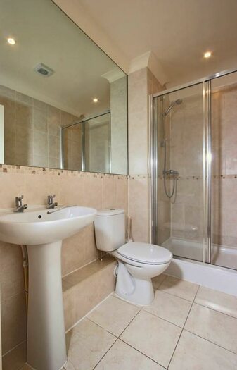 5 Bedroom Semi-Detached House To Rent In Park Barn East, Guildford, GU2