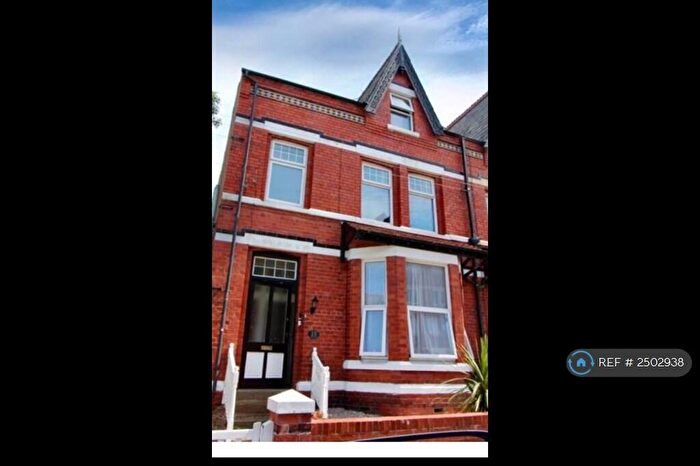 3 Bedroom Maisonette To Rent In Llewelyn Road, Colwyn Bay, LL29