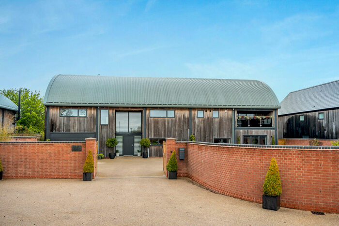 5 Bedroom Barn Conversion For Sale In Boston Sidings, Bull In The Oak, Cadeby Nuneaton Warwickshire, CV13