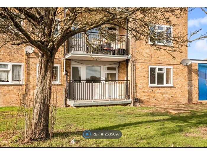1 Bedroom Flat To Rent In Spencers Croft, Harlow, CM18