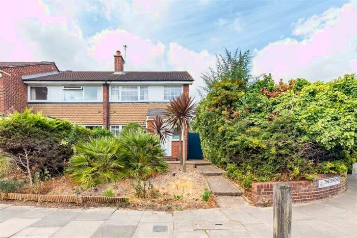 3 Bedroom House To Rent In The Birches, Charlton, SE7