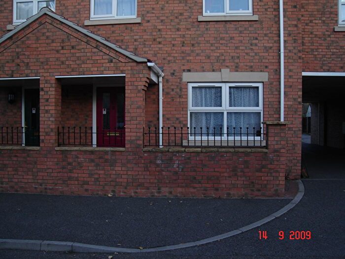 2 Bedroom Flat To Rent In Silver Street, Ruskington, NG34
