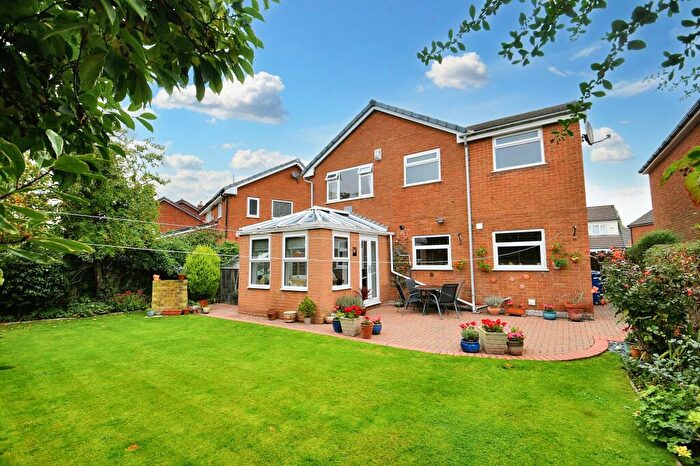 4 Bedroom Detached House For Sale In Riding Close, Tyldesley, M29