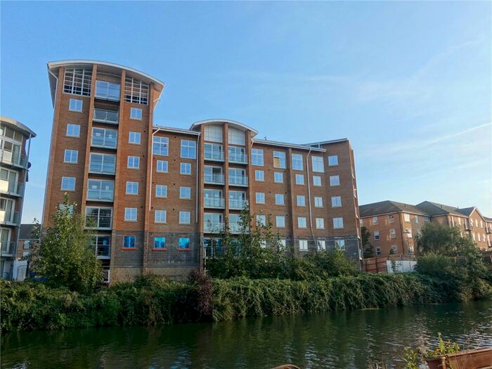 2 Bedroom Apartment To Rent In Lion Court, Southbridge, Northampton, Northamptonshire, NN4