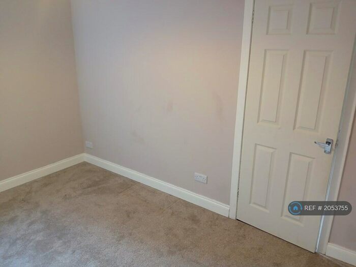 3 Bedroom Terraced House To Rent In Ewing Court, Stirling, FK7