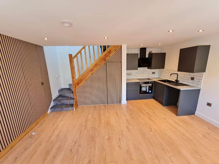 2 Bedroom End Of Terrace House To Rent In Forde Court, Kidwelly, SA17