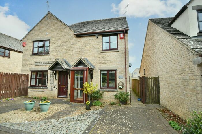 2 Bedroom Semi-Detached House To Rent In Leafield Road, Fairford, GL7
