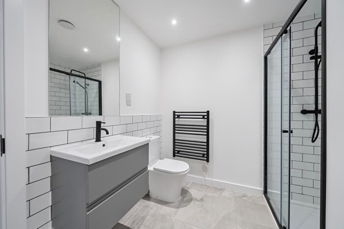 2 Bedroom Apartment To Rent In Golden Cross, City Centre, OX1