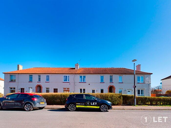 2 Bedroom Flat To Rent In Saughton Grove, Saughton, Edinburgh, EH12