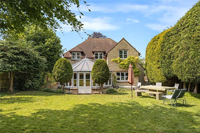 5 Bedroom Detached House For Sale In Forest Hill, Oxford, OX33