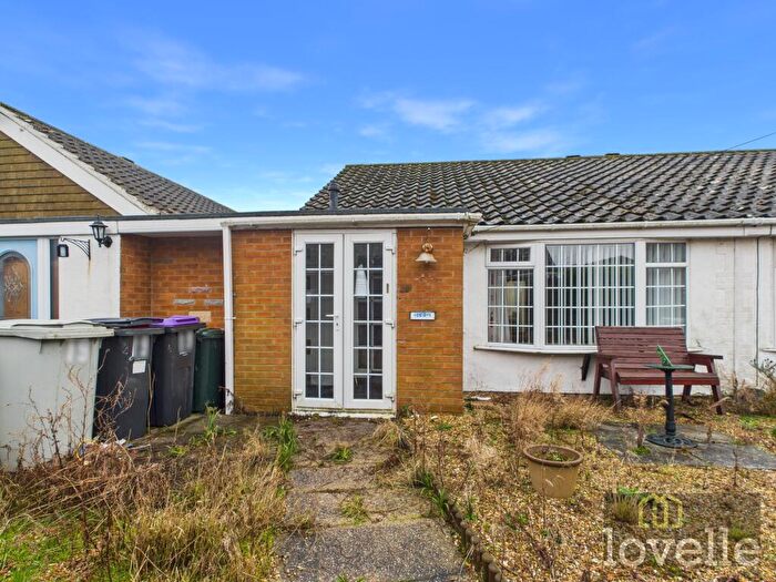 2 Bedroom Semi-Detached Bungalow For Sale In Camelot Court, Sutton On Sea, LN12