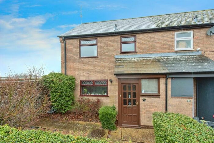 2 Bedroom House To Rent In St. Barnabas Close, Thetford, IP24