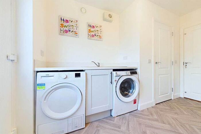 5 Bedroom Detached House For Sale In Shorthorn Terrace, Hamilton, ML3