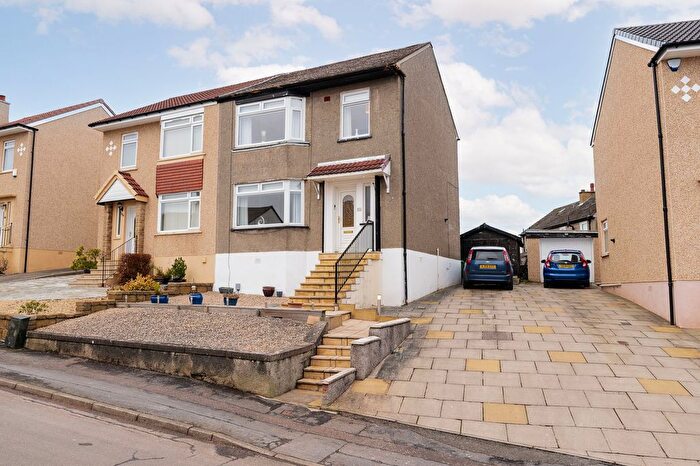 3 Bedroom Semi Detached House For Sale In Farne Drive, Glasgow, G44