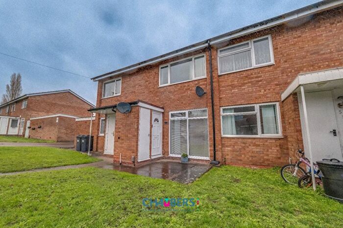 2 Bedroom Maisonette For Sale In Bickton Close, Erdington, Birmingham, B24