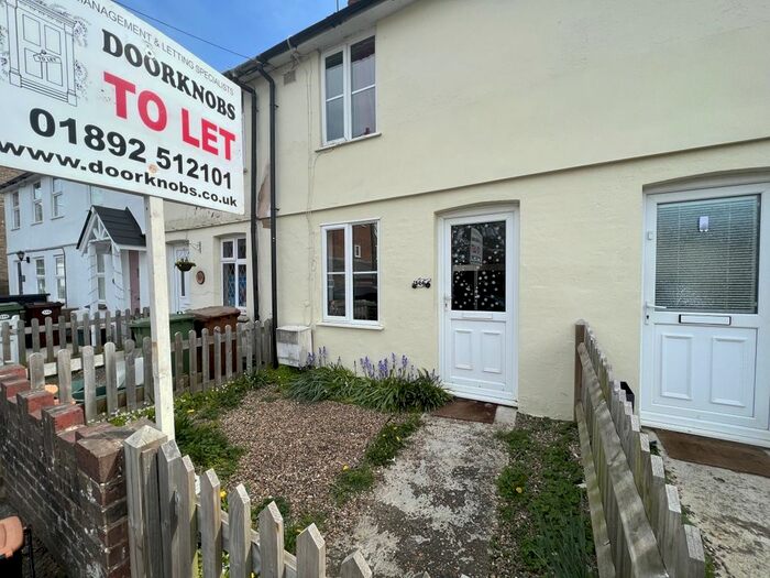 1 Bedroom Terraced House To Rent In Henwood Green Road, Pembury, Tunbridge Wells, TN2