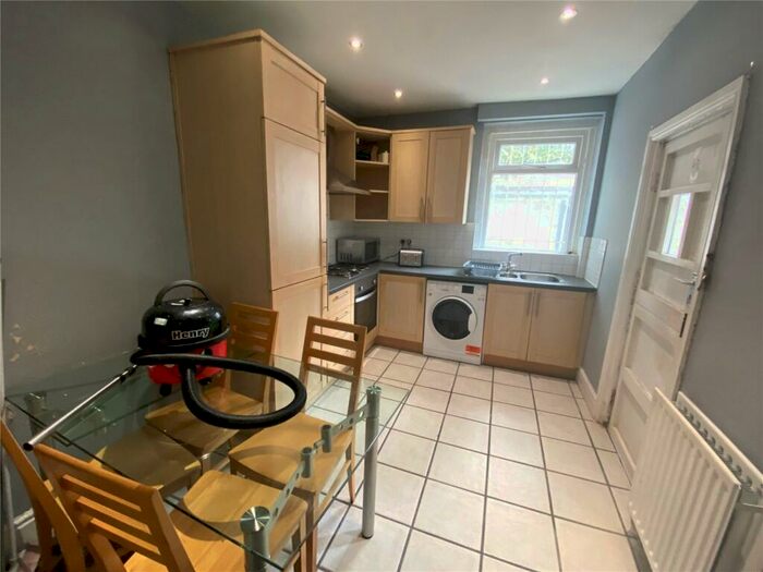 3 Bedroom Terraced House To Rent In Westbourne Road, Fallowfield, M14