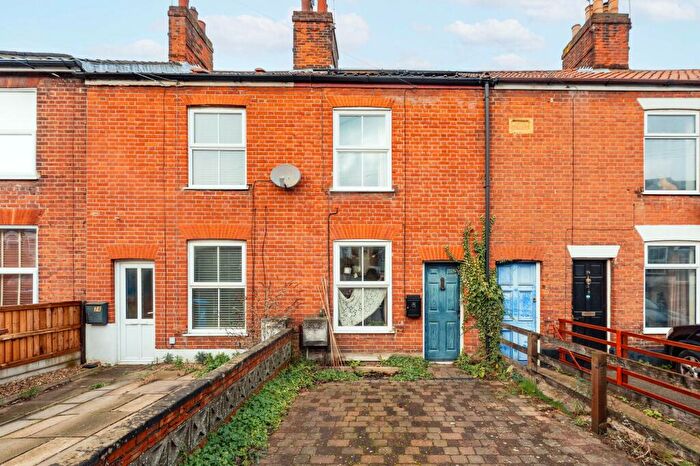 2 Bedroom Terraced House For Sale In Sprowston Road, Norwich, NR3