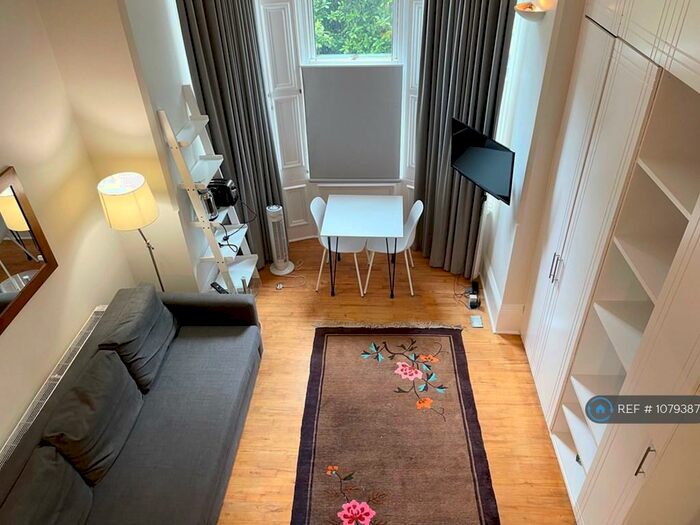 Studio To Rent In Fellows Road, London, NW3