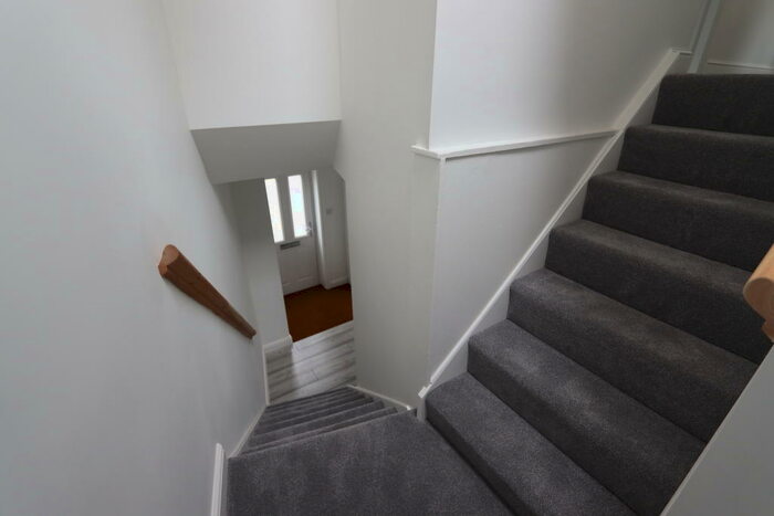 1 Bedroom Apartment To Rent In Orwell Road, Felixstowe, IP11