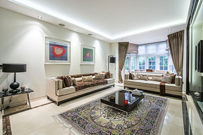 5 Bedroom Flat To Rent In Knightsbridge, London, SW1X