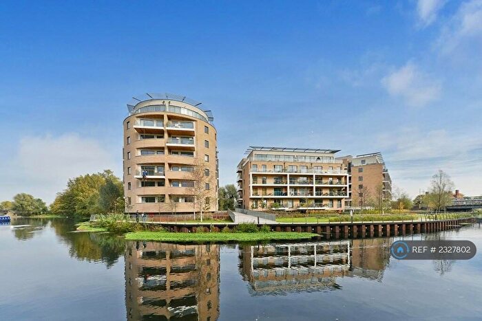 1 Bedroom Penthouse To Rent In Essex Wharf, London, E5