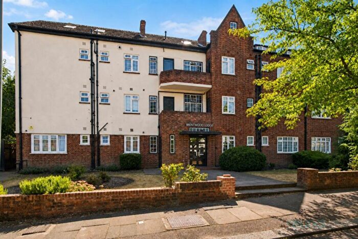 2 Bedroom Apartment For Sale In Brentwood Lodge, Holmdale Gardens, NW4