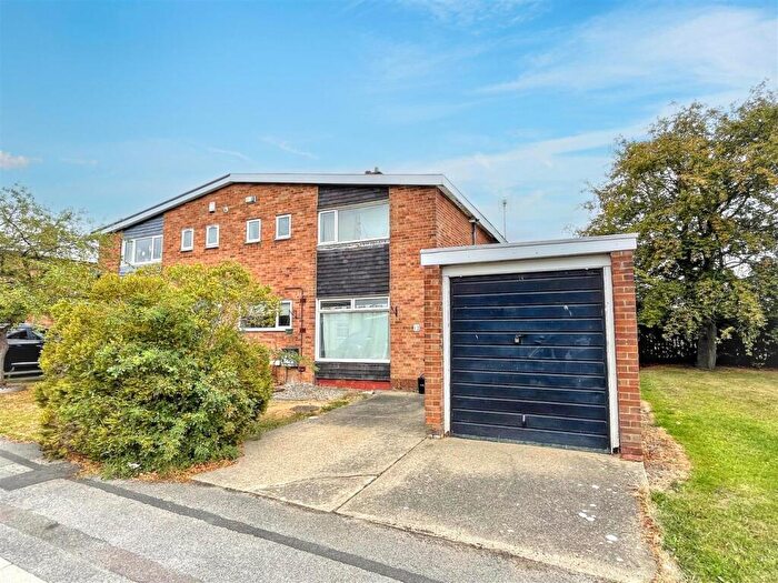 3 Bedroom End Of Terrace House For Sale In Defoe Crescent, Newton Aycliffe, DL5