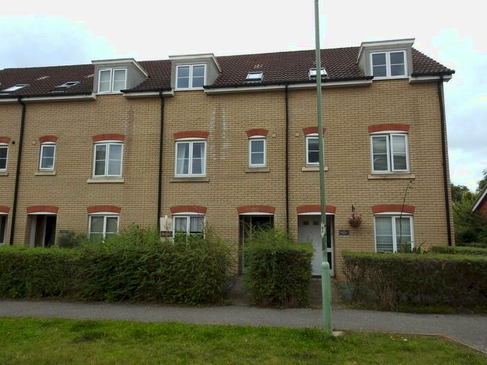 4 Bedroom Town House To Rent In Hercules Road, Rendlesham, IP12