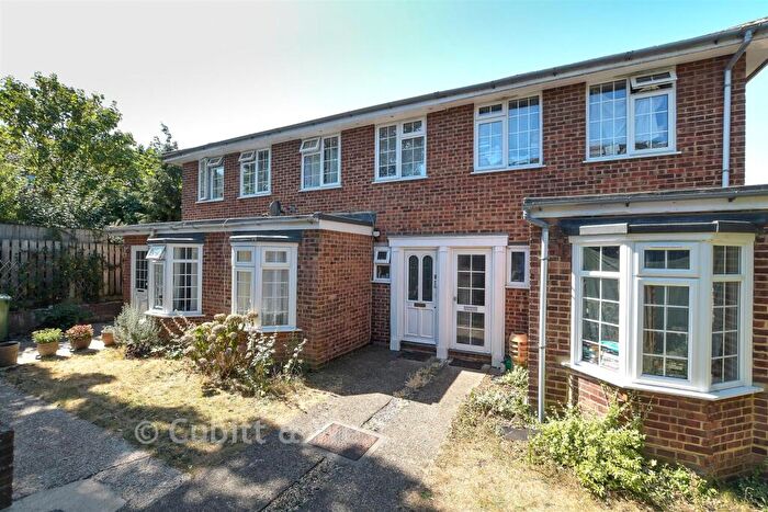3 Bedroom Terraced House For Sale In Brandy Way, Sutton, Surrey, SM2