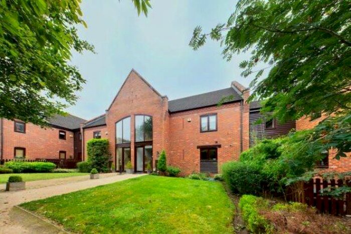 4 Bedroom Property To Rent In Lakeland Court, Cannock, WS12