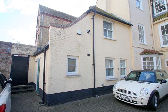 1 Bedroom Cottage To Rent In Ambury Road South, Huntingdon, Cambridgeshire, PE29
