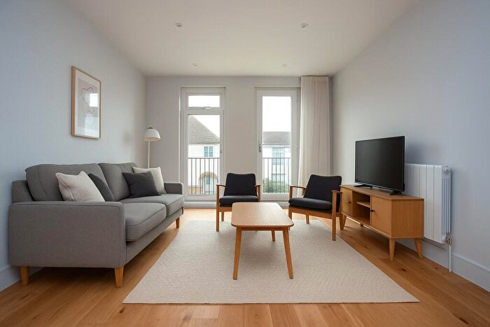 3 Bedroom Terraced House To Rent In Clare Street, Cheltenham, Gloucestershire, GL53