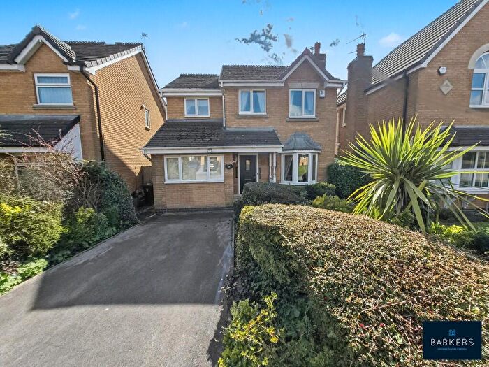 3 Bedroom Detached House For Sale In Knightsbridge Walk, Bradford, BD4