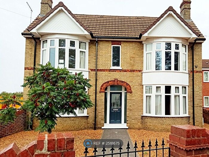 3 Bedroom Detached House To Rent In Peterborough Road, Whittlesey, Peterborough, PE7