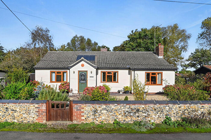 2 Bedroom Detached Bungalow For Sale In The Green, Tostock, Suffolk, IP30