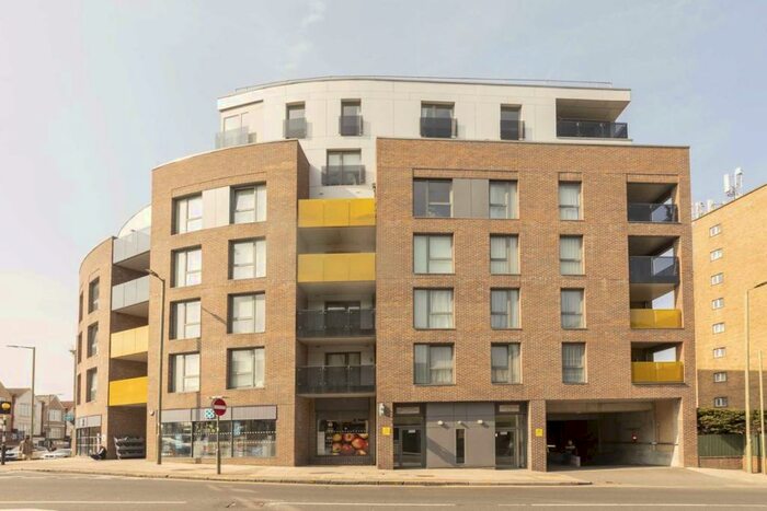 2 Bedroom Flat To Rent In Finchley Road, West Hampstead, NW11