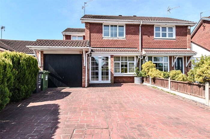 3 Bedroom Semi-Detached House To Rent In Spring Vale Road, Redditch, Worcestershire, B97