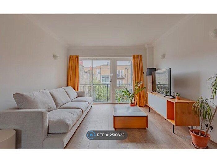 2 Bedroom Flat To Rent In Bacon Street, London, E2