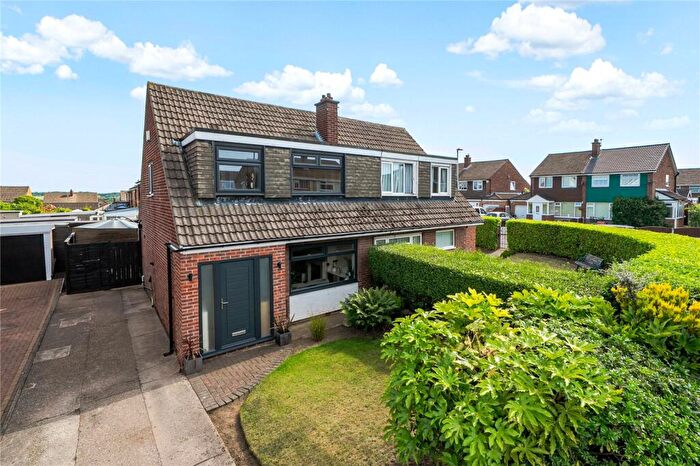 3 Bedroom Semi-Detached House For Sale In Derwent Avenue, Woodlesford, Leeds, West Yorkshire, LS26