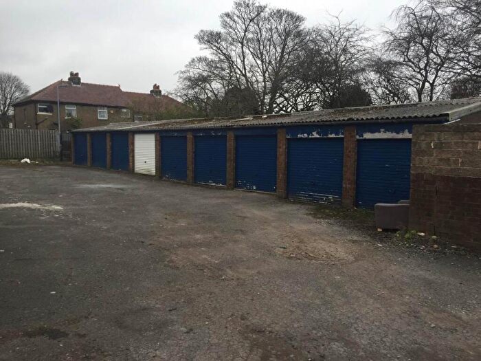 Garage / Parking To Rent In Garage Eastbury Avenue, Horton Bank Top, Bradford, BD6