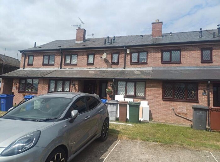 Terraced House To Rent In Milton Road, Hoyland, S74