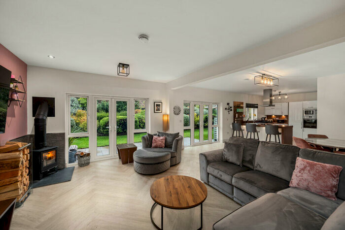 5 Bedroom Detached House For Sale In Tayview Drive, DD2