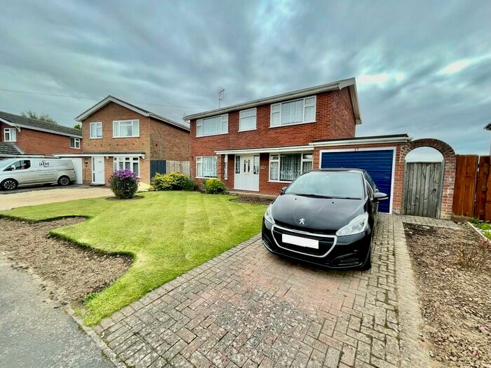 4 Bedroom Detached House For Sale In Ashby Gardens, Moulton, PE12