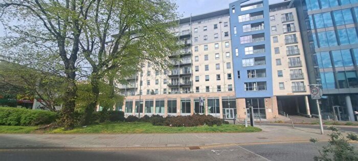 Studio To Rent In Church Street East, Woking, GU21