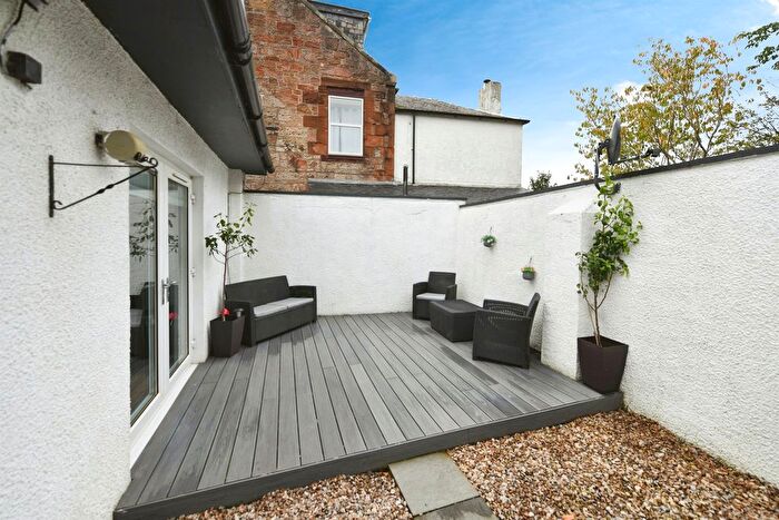 2 Bedroom Detached House For Sale In Bowling Green Lane, Galston, KA4