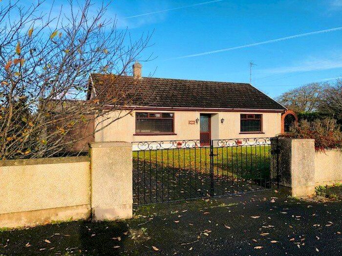 2 Bedroom Bungalow For Sale In Markham, Whitehill, Cresselly, Kilgetty, SA68